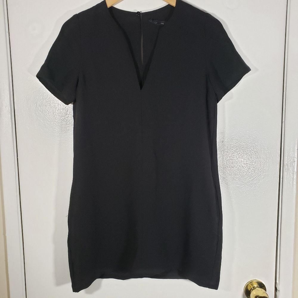 Olivaceous Short Sleeve V Neck Mini Dress Size S